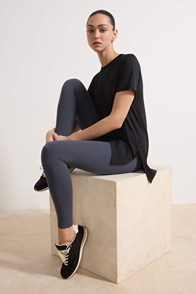 Trendyol Collection Black Micro Oversized T-Shirt Thmss26Ts00002