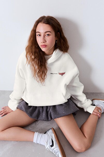 Bershka Cars baskılı kapüşonlu sweatshirt