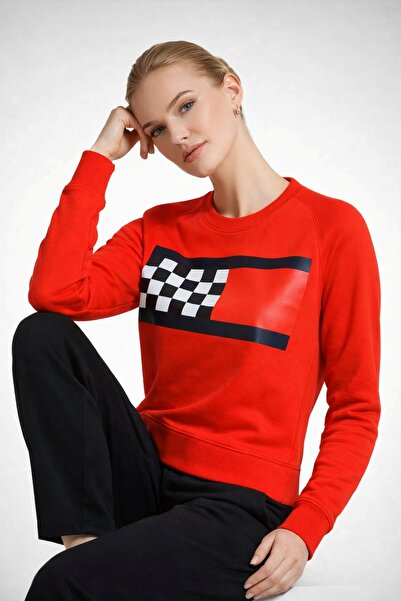 Tommy Hilfiger سويت شيرت مريح بشعار العلامة التجارية