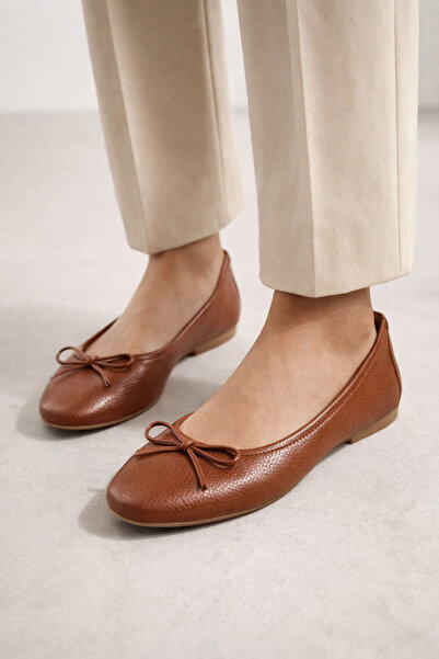 Arzillo Velina Kadın Hakiki Deri Fiyonklu Taba Kadın Babet Ayakkabı