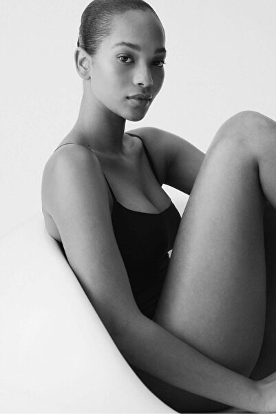 H&M Seamless Light Shape body