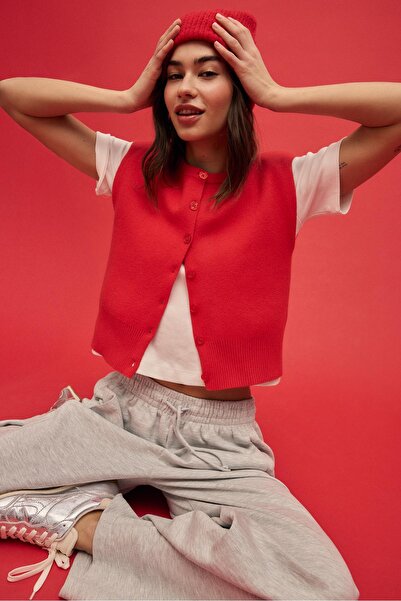 Stradivarius Omuz vatkalı triko yelek