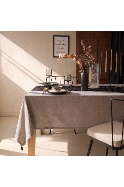 Evidea Soft Mato Püsküllü Masa Örtüsü - Siyah - 150x220 cm