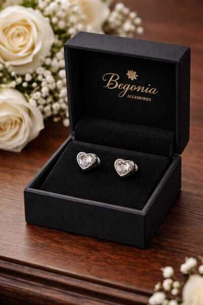 Takıparkxs Vip Çelik 9mm Kalp Figürlü Zirkon Taşlı 1 Çift Çivi Küpe - Paslanm...