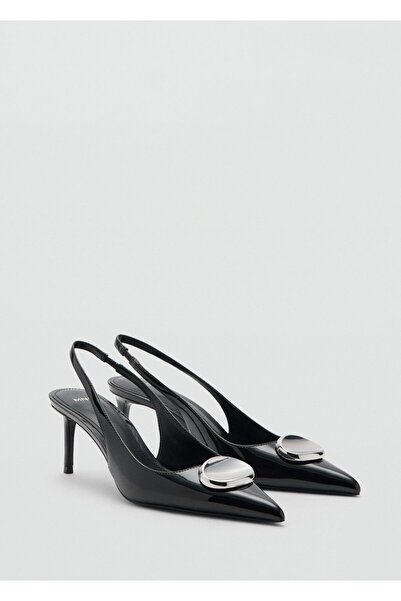 MANGO Woman Metalik detaylı rugan topuklu ayakkabı