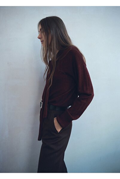 MANGO Woman Fularlı V yaka kazak