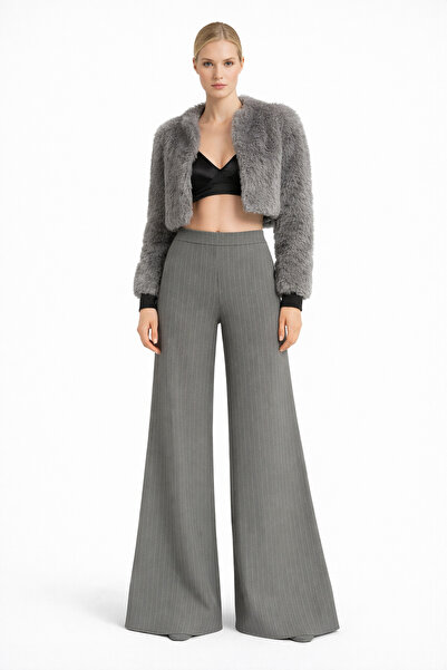 MERT ERKAN بنطال مضلع واسع الساق بتأثير الغسيل باللون الرمادي الفحمي