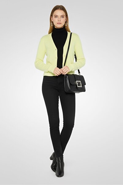 Hugo Boss كارديجان نسائي محبوك بأكمام طويلة ورقبة على شكل حرف V، أصفر