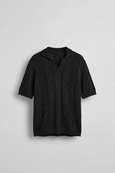 ablukaonline Мъжка прекалено голяма тениска с полуръкави, яка и шарки, черна