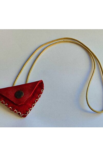 Maras Market Deri Cevşen Üçgen Kırmızı Çıt Çıtlı