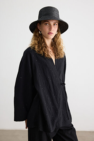 BE BLUE Black Shiny Kimono