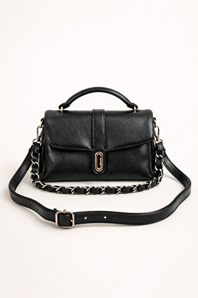 ZERVA QUEEN Black Leather Women's Shoulder Bag with Chain Detail - Timeless E...
