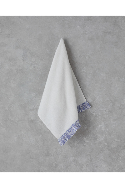 English Home Памучна кърпа за лице Pure Flowers 50x80 см, екрю