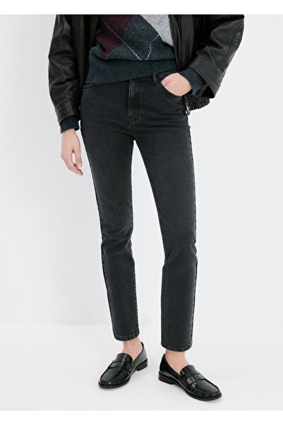 MANGO Woman Claudia dar kesim crop jean pantolon