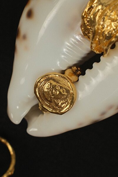 BE BLUE Gold Madalion Ring