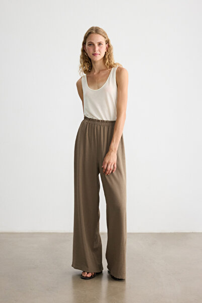 BE BLUE Ash Khaki Crinkle Pants with Elastic Waist Detail