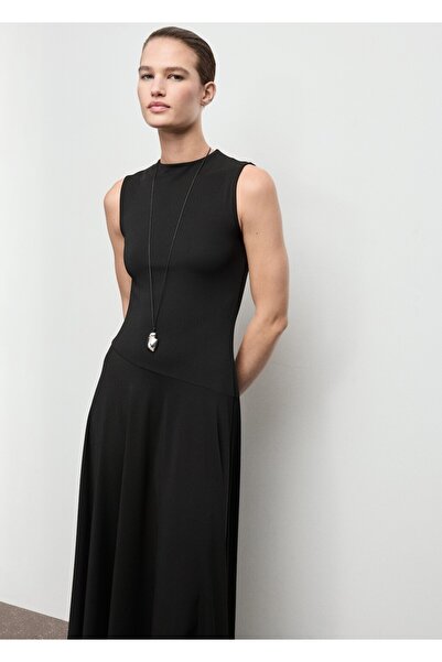 MANGO Woman Pileli evaze elbise