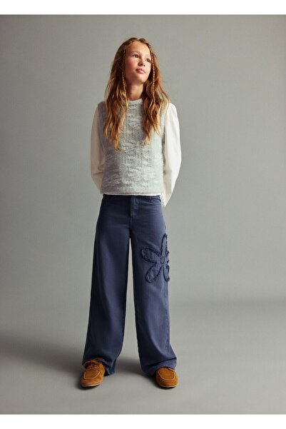 MANGO Kids Çiçek işlemeli yelek