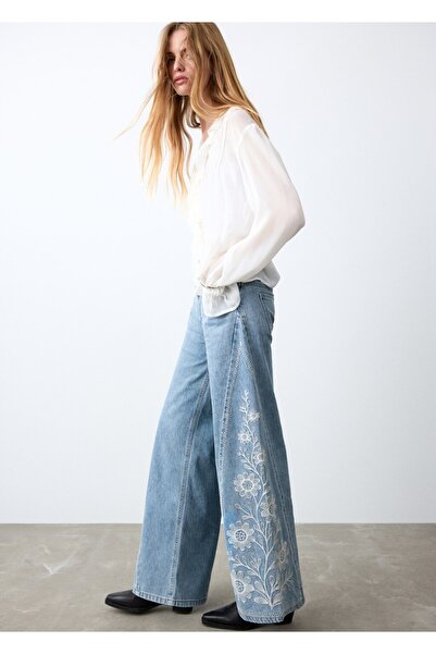 Mango Teen Wideleg çiçek işlemeli jean