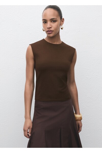 MANGO Woman Dar kesim askılı t-shirt