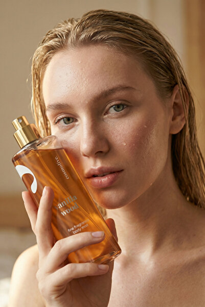 Cosmolive Vücut Spreyi Body Mist | Bare Vanilla | Nemlendirici | Parfüm Kokus...