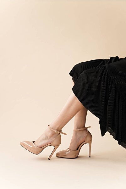 Ayakkabı Ateşi Minora Nude Patent Leather - Pantofi cu toc pentru damă, cu vâ...