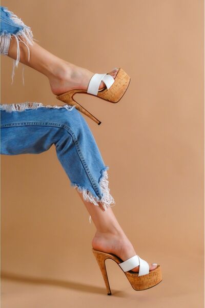 Ayakkabı Ateşi Γυναικεία παπούτσια πλατφόρμας Mantara White Skin Oscar