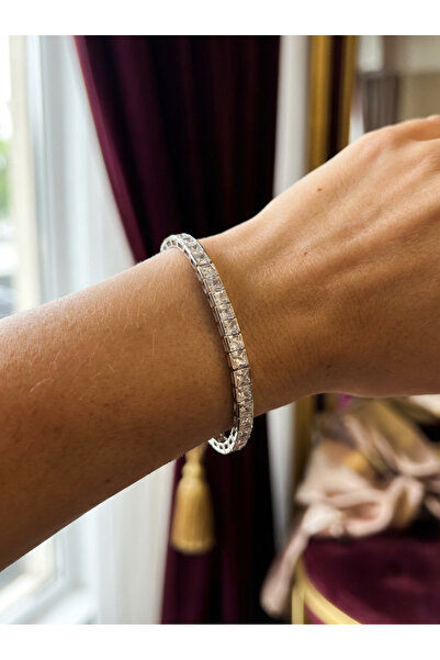 ZEY 925 Ayar Gümüş Kalın Kare Taşlı Hediyelik Kadın Bileklik