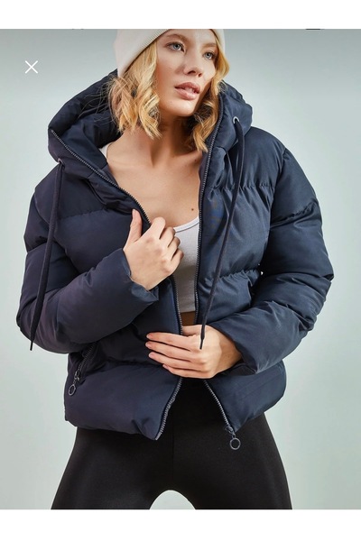 BZNspor Kadın Siyah Kapüşonlu cepli şişme mont