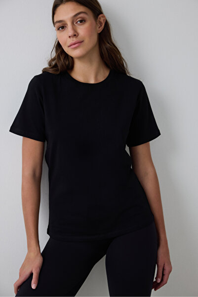 Penti Siyah Bisiklet Yaka Basic Normal Kesim Tişört