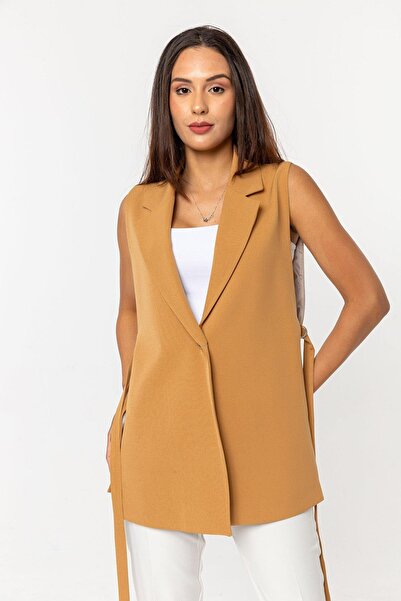 Swass Buckle Vest Beige