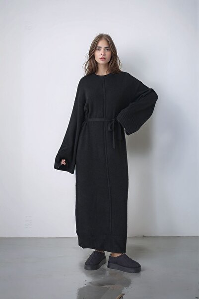 MAMAYAGA Women's Long Sleeve Crew Neck Textured Belted Knitwear Suitable for ...