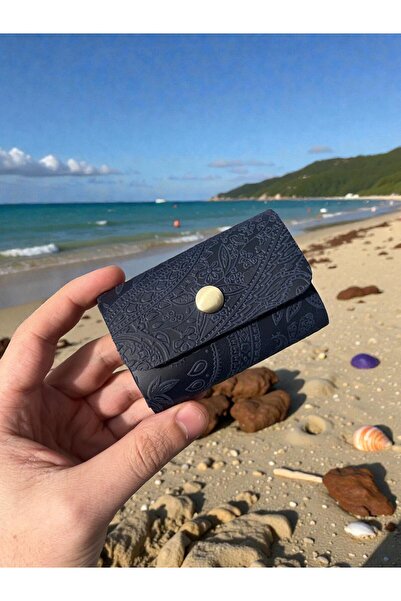 TeriArte Genuine Leather Palm Card Holder, Real Leather Minimal Card Holder, ...