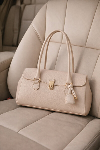 Adelina Bags Γυναικεία τσάντα χειρός και ώμου με λεπτομέρεια κλειδαριάς και λ...