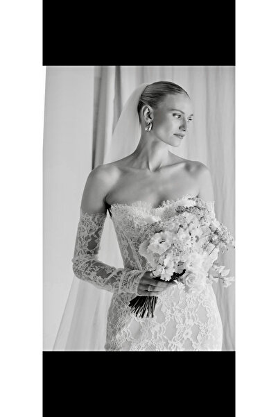 VENÜS MODA by Pınar Maneci pentru rochie de mireasa din dantela de marime mar...