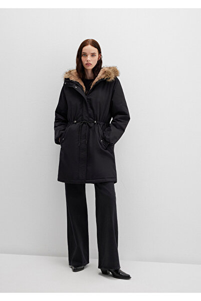 Mavi Schwarzer Parka mit Kunstfell-Details, lockere Passform / bequemer Schni...