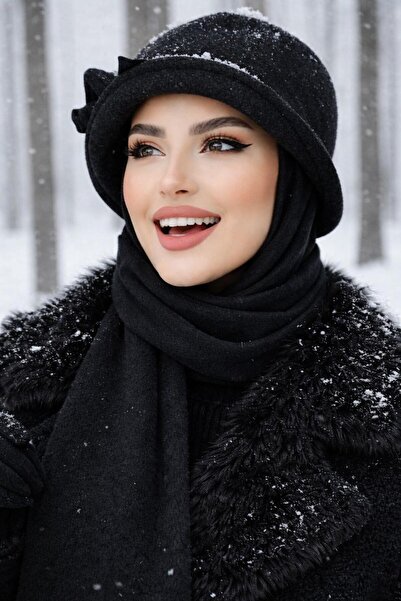 Aişe tesettür Siyah Aksesuarlı Atkılı Vintage Şapka