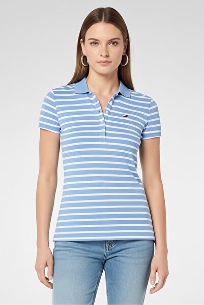 Tommy Hilfiger قميص بولو نسائي قصة ضيقة مخطط بأكمام قصيرة، أزرق