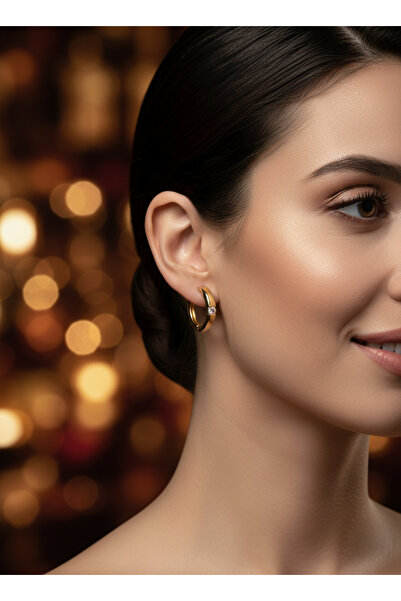 🌟Altın Kaplama Çelik Kadın Halka Küpe – Taşlı Klasik Model-Son4 Adet