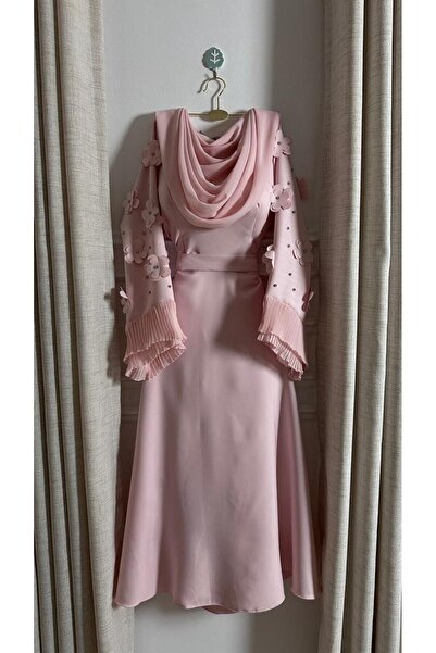 Sukar Whispers of Roses Dress