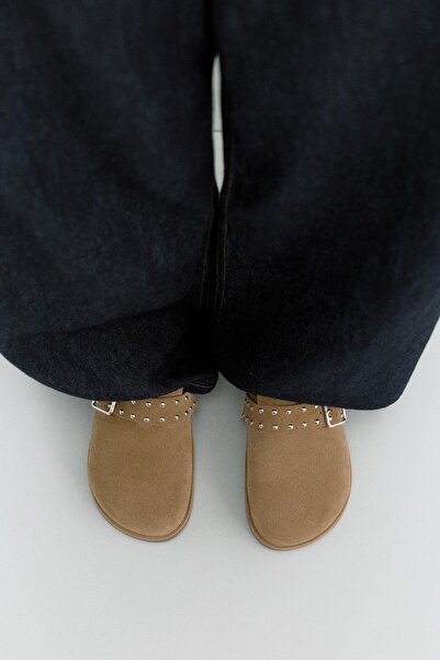 Pull & Bear Zımbalı deri sabo