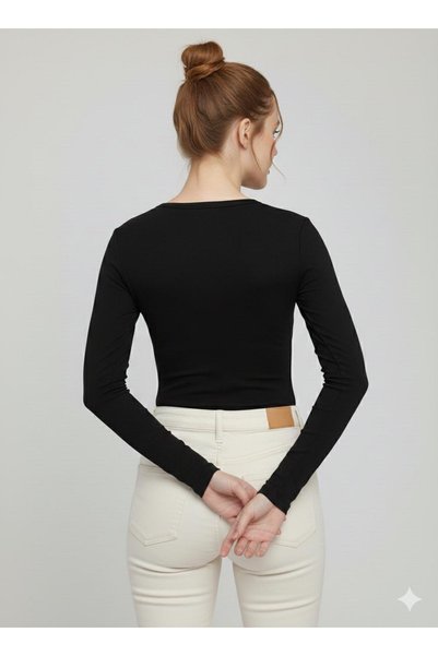 serkertaş Woman's black long-sleeved bicycle collar long viscose blouse