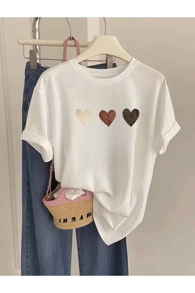 FUFLUNS Heart-Printed Oversized Women's Crewneck T-Shirt