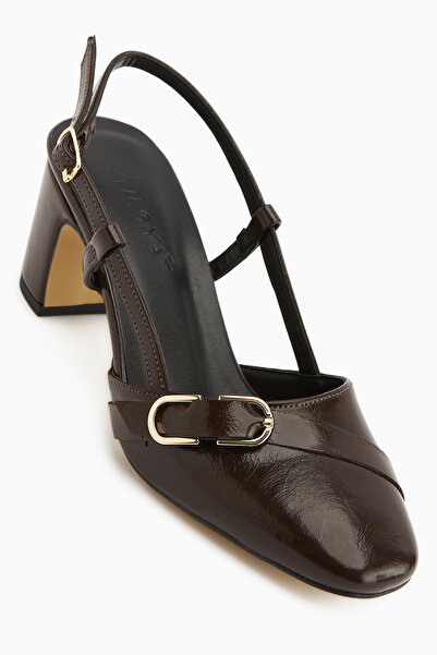 Limoya Judy Brown Metal Buckle Blunt Toe Heeled Women's Shoes