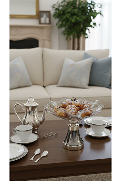 Generic A stylish and versatile fruit and dessert stand