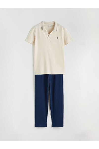 LC Waikiki طقم للأولاد بياقة روبا مطرزة من UZG STORE