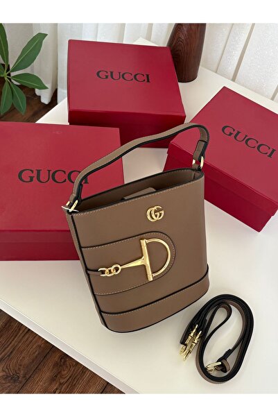 Generic Women's shoulder bag with accessories