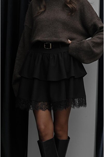 Havoş Черна пола с колан и дантелени детайли