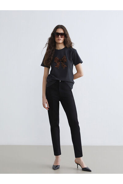 LC Waikiki بنطال جينز نسائي أسود بخصر مطاطي