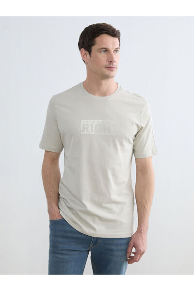 LC Waikiki قم بإنشاء أسلوبك من متجر UZG تي شيرت رجالي بياقة دائرية باللون الب...